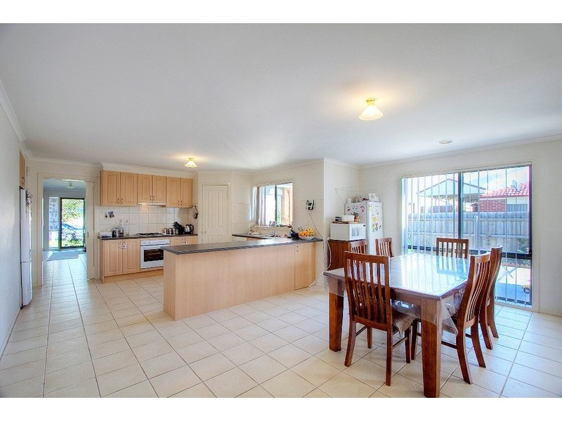 2 Shaz Court, Berwick VIC 3806