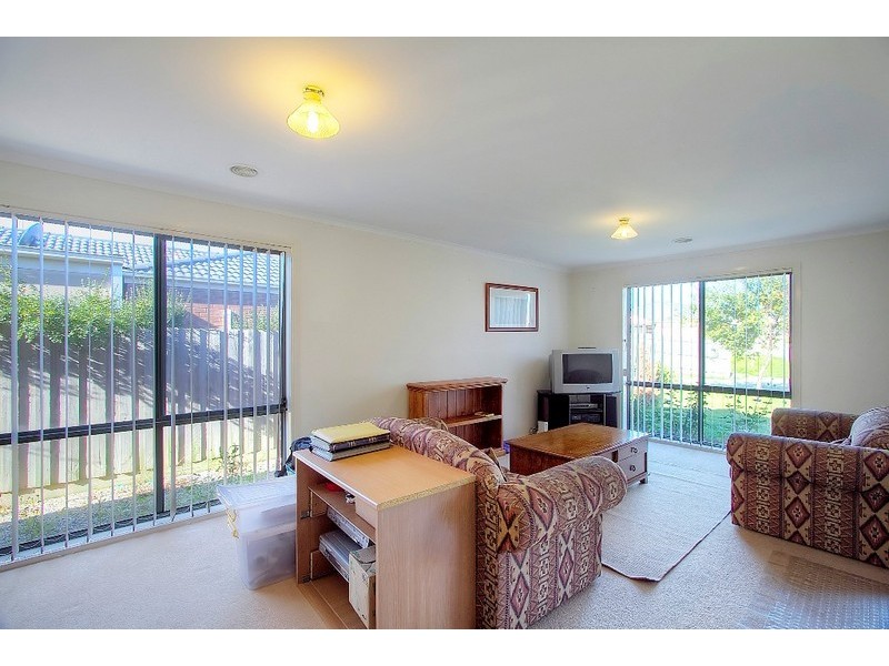 2 Shaz Court, Berwick VIC 3806