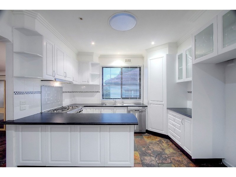 5 Janice Grove, Dandenong VIC 3175
