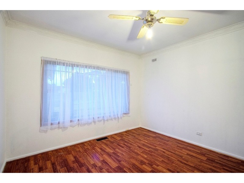 5 Janice Grove, Dandenong VIC 3175