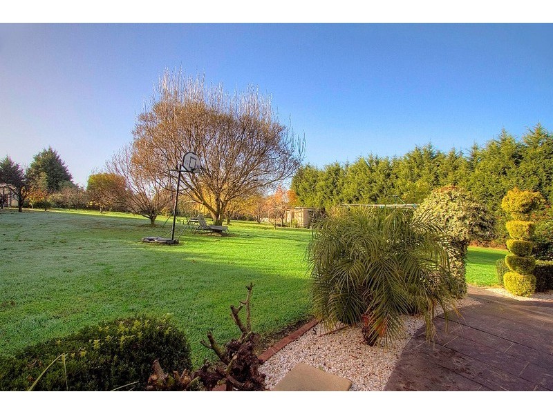 10 Cranston Close, Narre Warren North VIC 3804