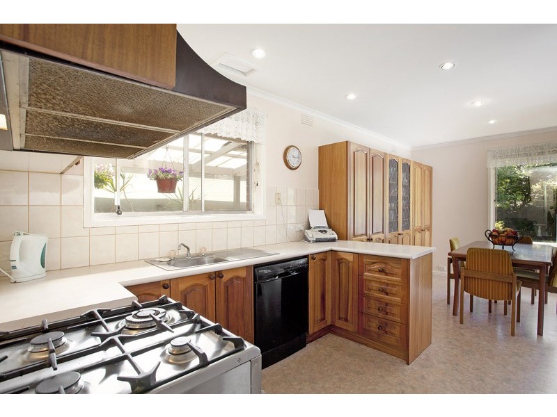 10 Laurus Court, Dandenong North VIC 3175