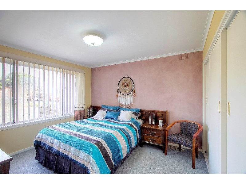 33 Kandra Street, Dandenong North VIC 3175