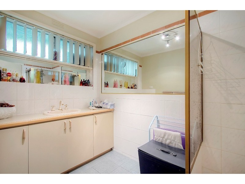 33 Kandra Street, Dandenong North VIC 3175