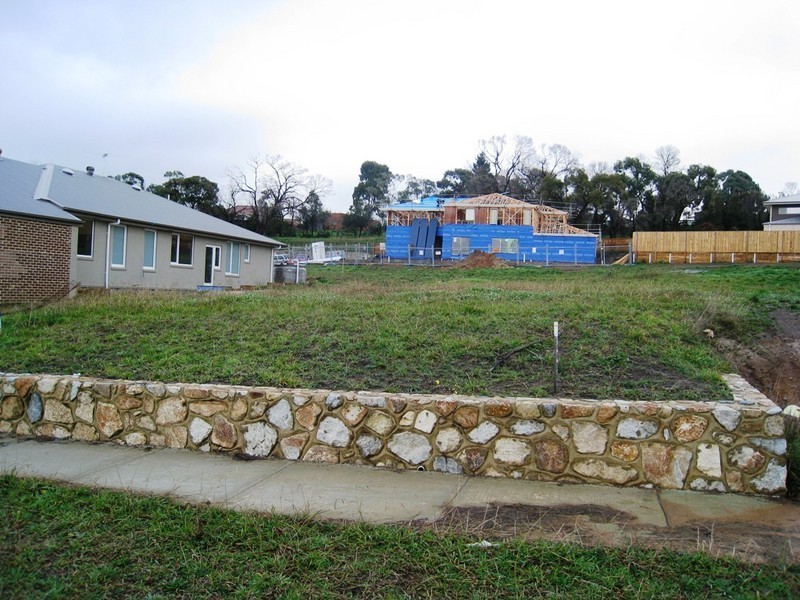 24 Bushlark Court, Berwick VIC 3806