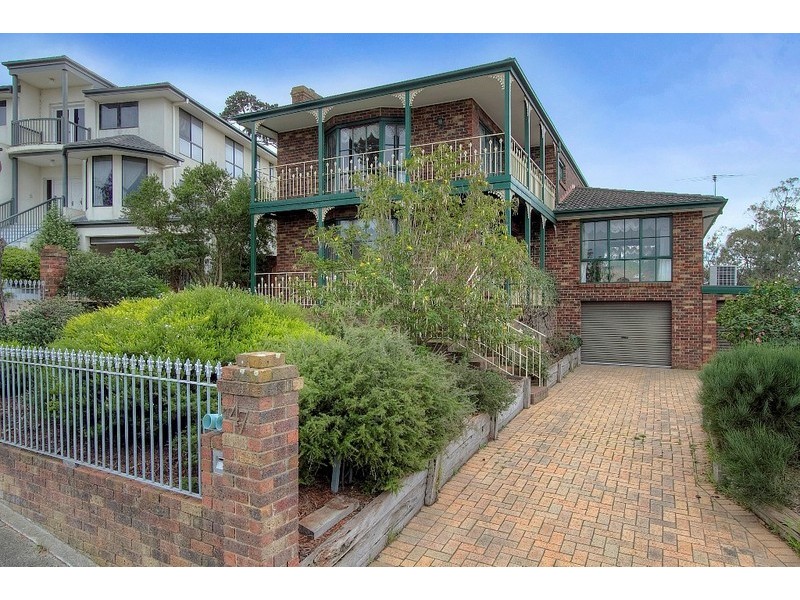 47 John Edgcumbe Way, Endeavour Hills VIC 3802