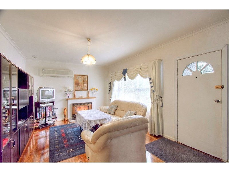 1 Claret Street, Doveton VIC 3177