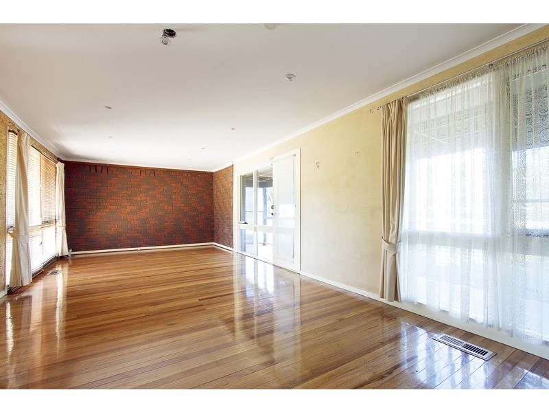 56 Charles Green Avenue, Endeavour Hills VIC 3802