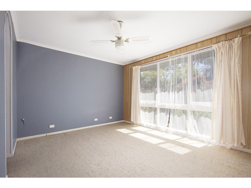 56 Charles Green Avenue, Endeavour Hills VIC 3802