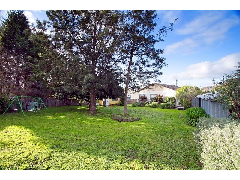 5  Apple Court, Doveton VIC 3177