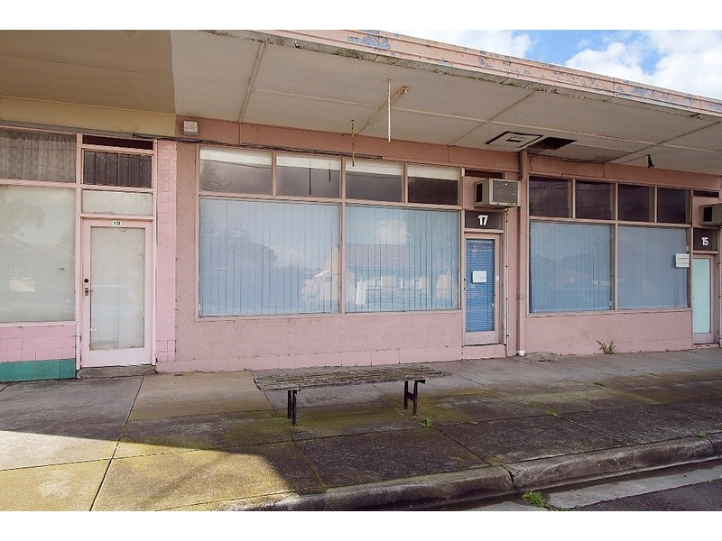 17 Nicole Avenue, Dandenong North VIC 3175