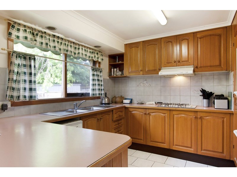 16 Samaher Court, Endeavour Hills VIC 3802