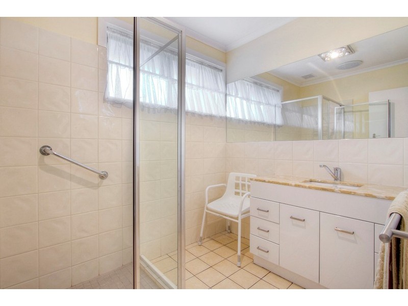 2/44 Stud Road, Dandenong VIC 3175
