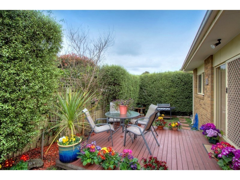 2/6 Mildura Crescent, Endeavour Hills VIC 3802
