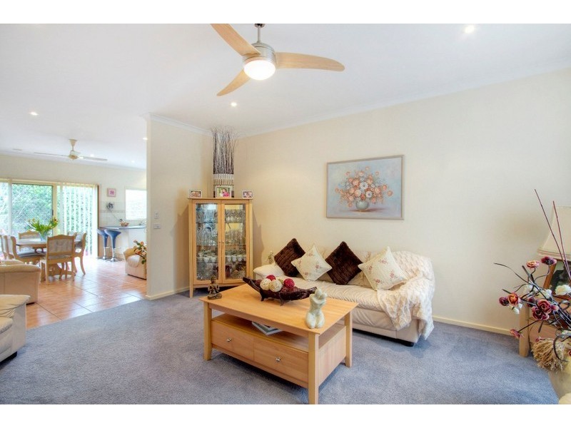 2/6 Mildura Crescent, Endeavour Hills VIC 3802