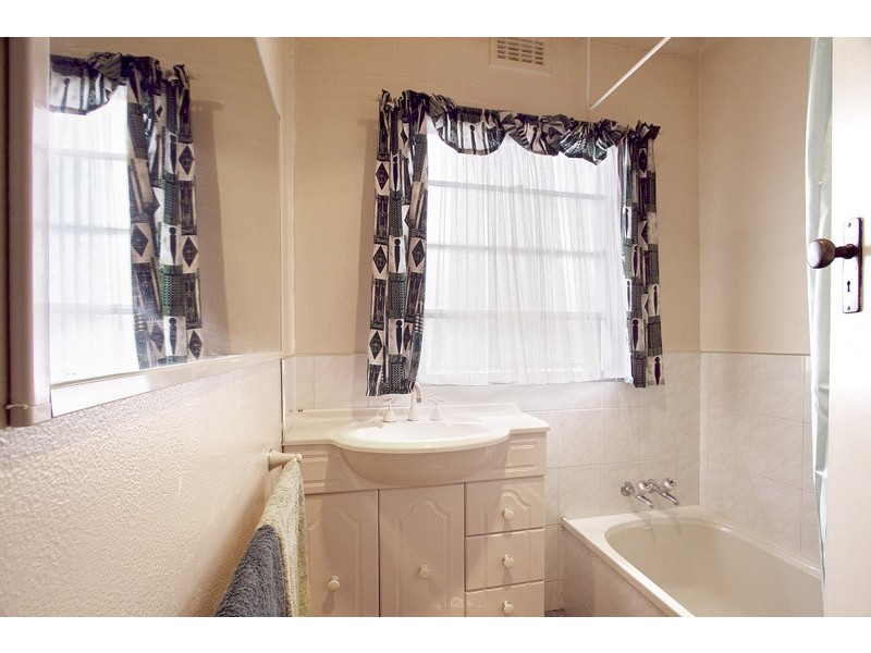 31 Ti Tree Drive, Doveton VIC 3177