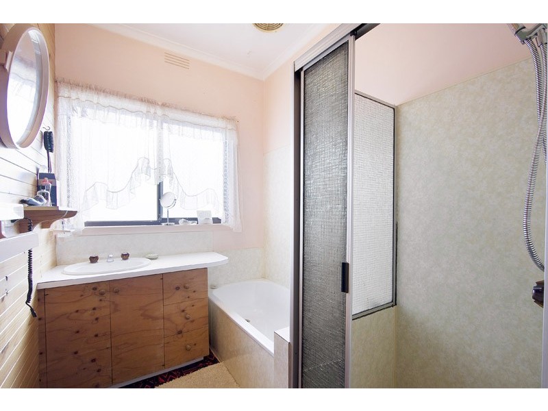 2 Goldlang Street, Dandenong VIC 3175