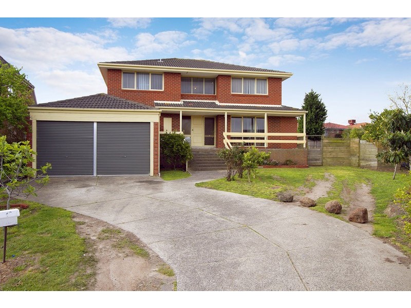 8 Garner Court, Endeavour Hills VIC 3802