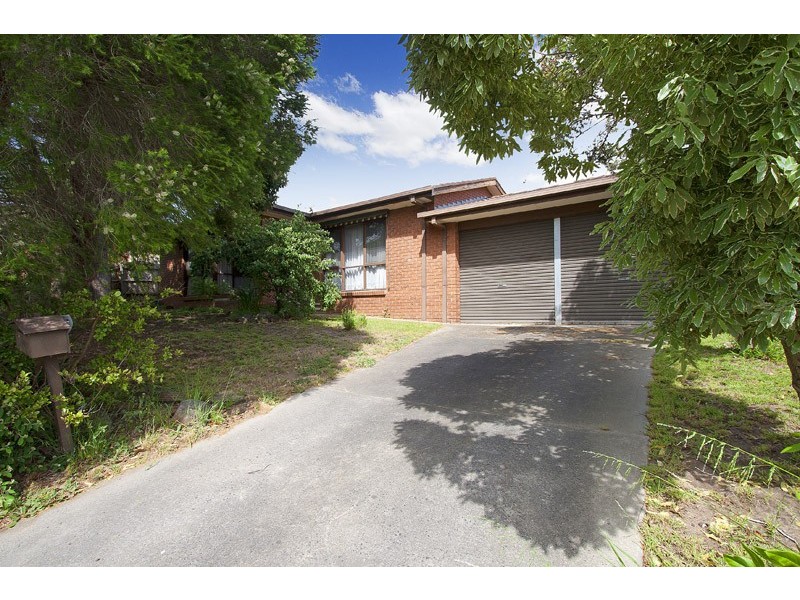 15 Arcadia Avenue, Hallam VIC 3803