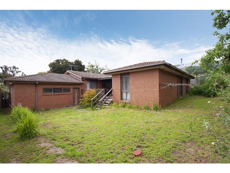 15 Arcadia Avenue, Hallam VIC 3803