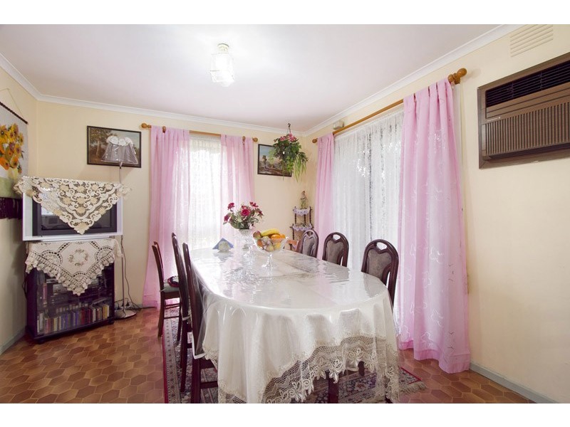 123 Rawdon Hill Drive, Dandenong North VIC 3175