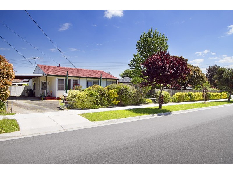 19 Lacebark Street, Doveton VIC 3177