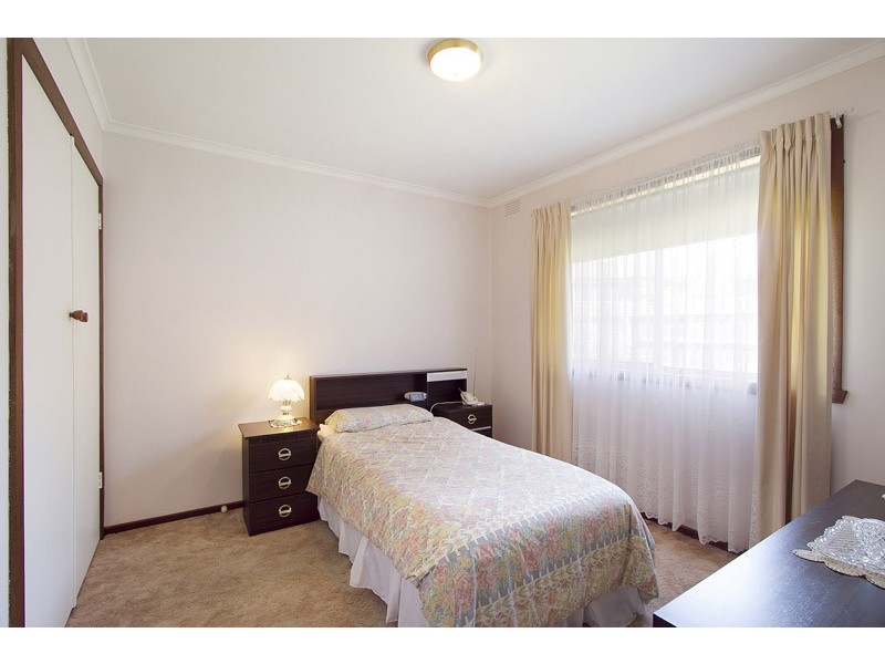 2/90 Clow Street, Dandenong VIC 3175