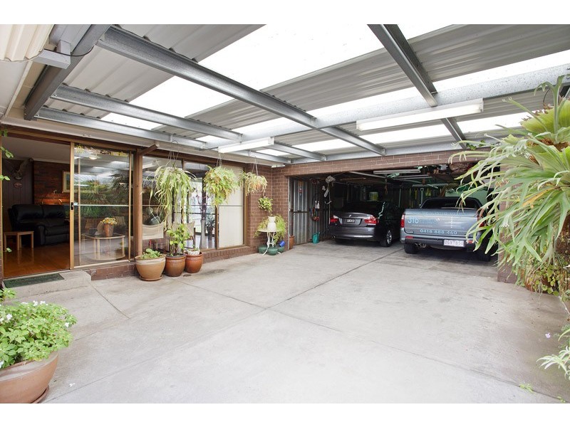 3 Kuringgai Crescent, Noble Park VIC 3174