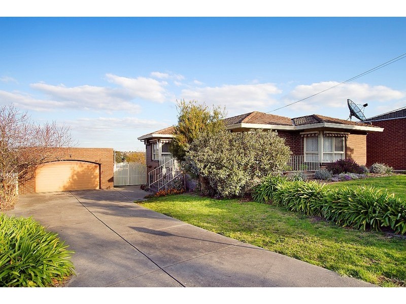 4 Rebecca Street, Doveton VIC 3177