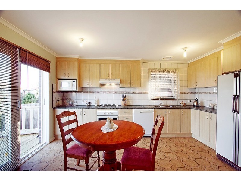 4 Rebecca Street, Doveton VIC 3177