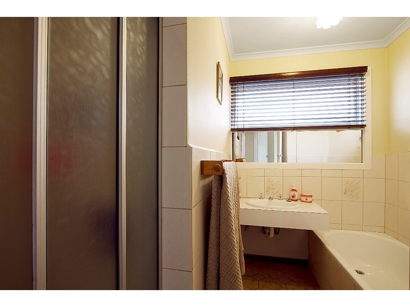 4 Rebecca Street, Doveton VIC 3177