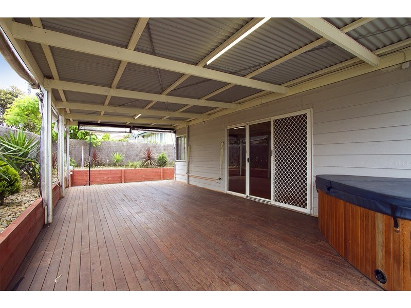 12 Philip Road, Hallam VIC 3803