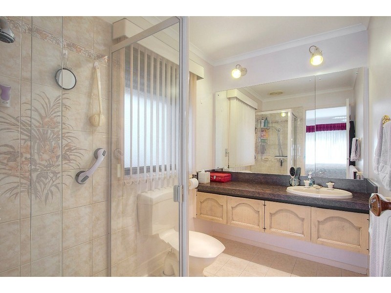 9 Nugent Court, Endeavour Hills VIC 3802