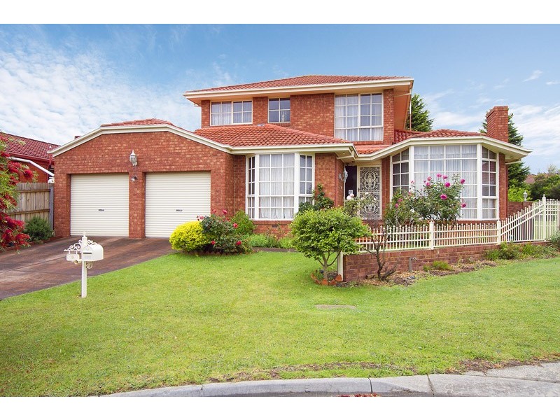 9 Bridle Court, Endeavour Hills VIC 3802