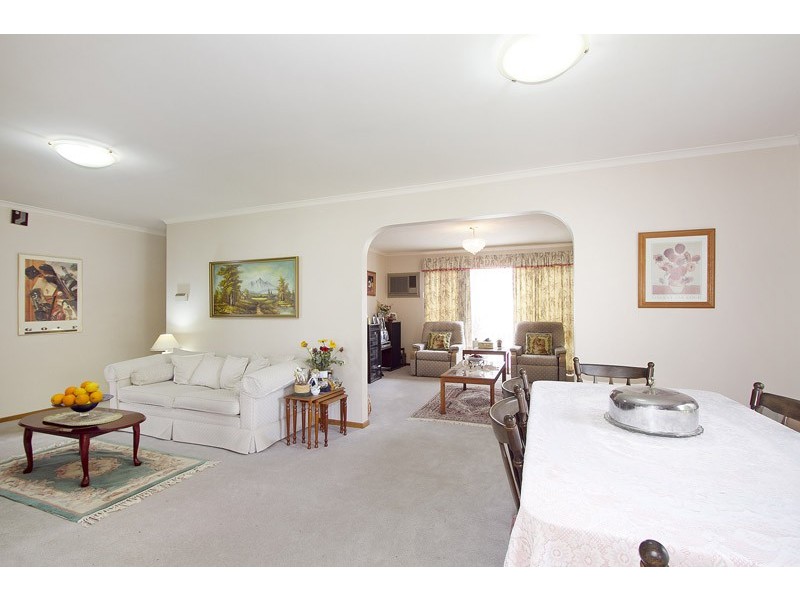 9 Bridle Court, Endeavour Hills VIC 3802