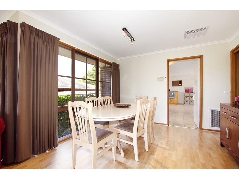 3 Chiswick Court, Endeavour Hills VIC 3802