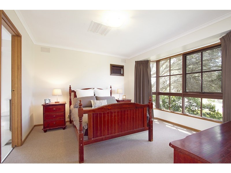 3 Chiswick Court, Endeavour Hills VIC 3802