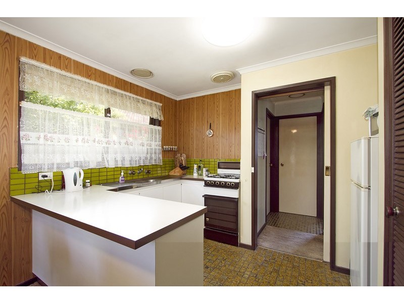 2/98 Frawley Road, Hallam VIC 3803