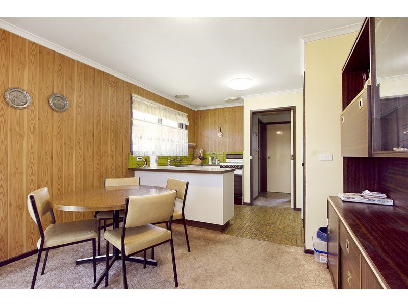 2/98 Frawley Road, Hallam VIC 3803