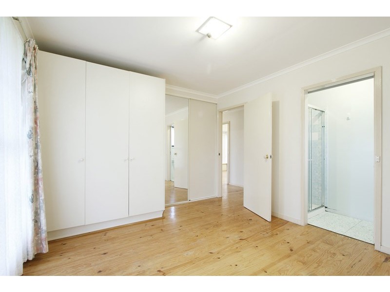 100 Frawley Road, Hallam VIC 3803