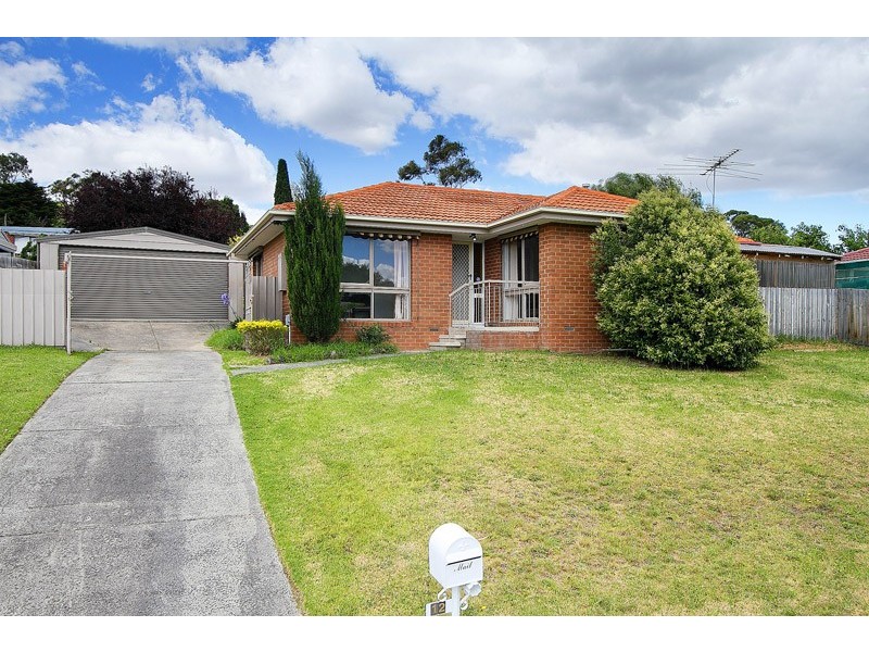 12 Aaran Close, Endeavour Hills VIC 3802