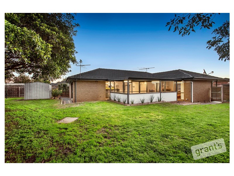 17 Tyntynder Close, Berwick VIC 3806