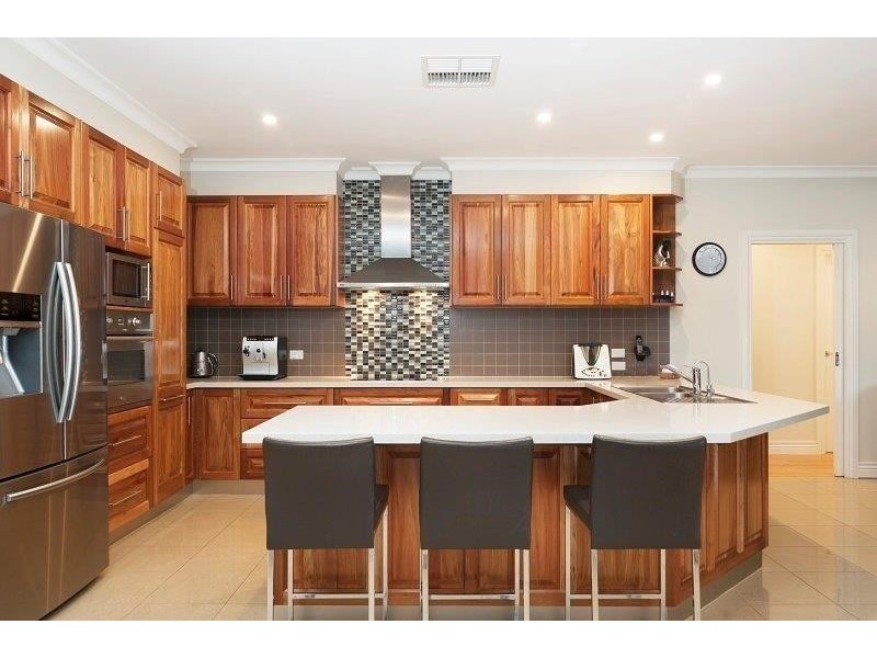 19A West Vista Place, Narre Warren North VIC 3804
