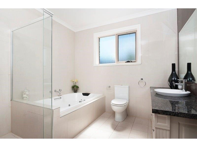 19A West Vista Place, Narre Warren North VIC 3804
