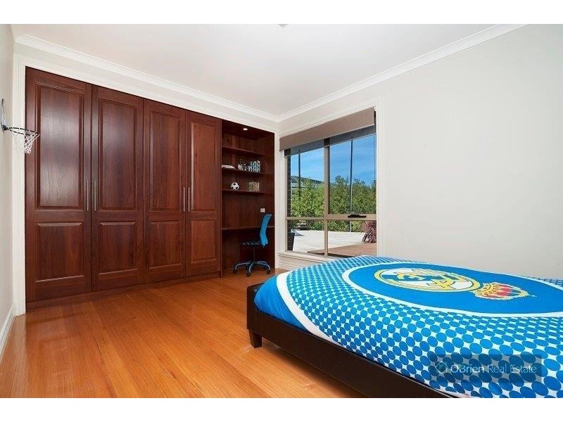 19A West Vista Place, Narre Warren North VIC 3804