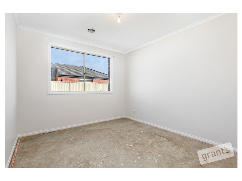 66 Bluehills Boulevard, Pakenham VIC 3810