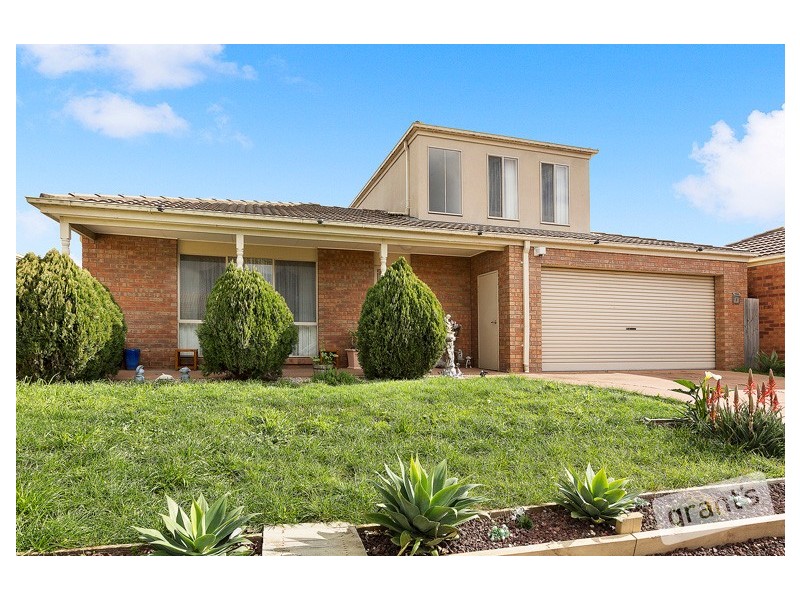 5 Kells Close, Cranbourne East VIC 3977