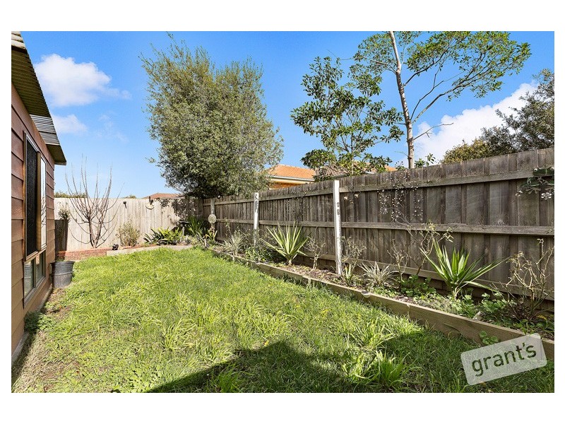 5 Kells Close, Cranbourne East VIC 3977