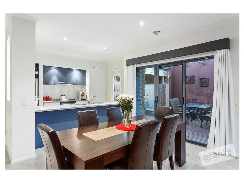 3 Reidel Avenue, Pakenham VIC 3810