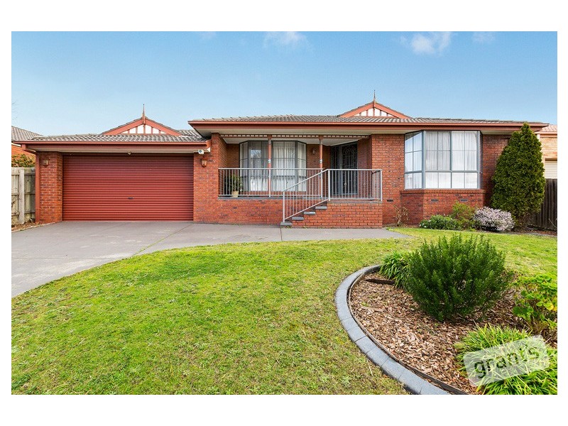 24 Highfielde Avenue, Berwick VIC 3806